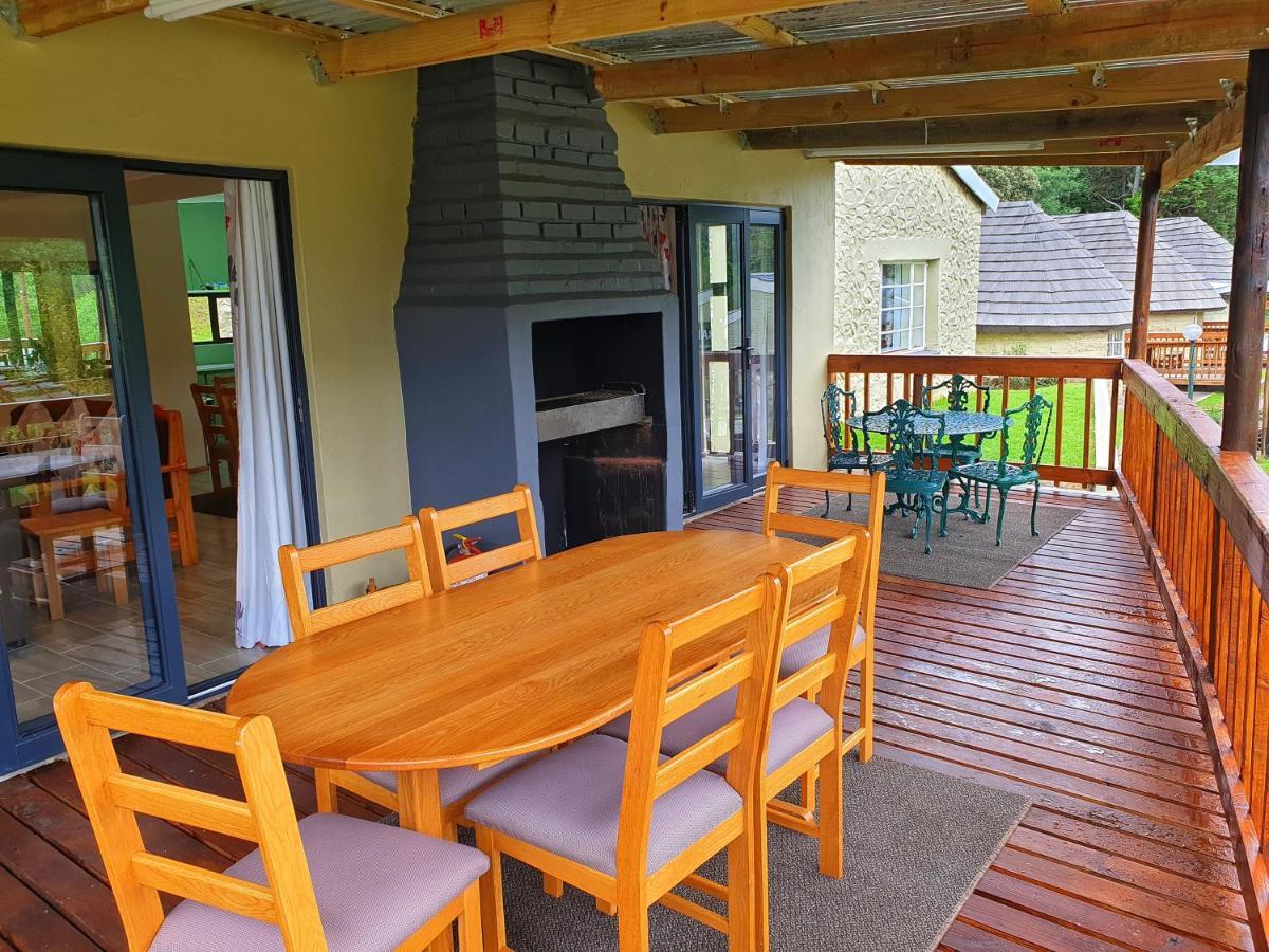 Gooderson Leisure Mountain View Cottages Self Catering And Timeshare Resort Drakensberg Garden Buitenkant foto