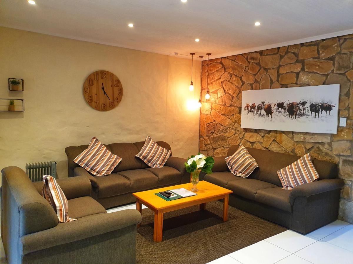 Gooderson Leisure Mountain View Cottages Self Catering And Timeshare Resort Drakensberg Garden Buitenkant foto